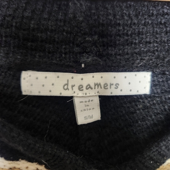 Dreamers Hooded Sleeved Poncho - Picture 7 of 9